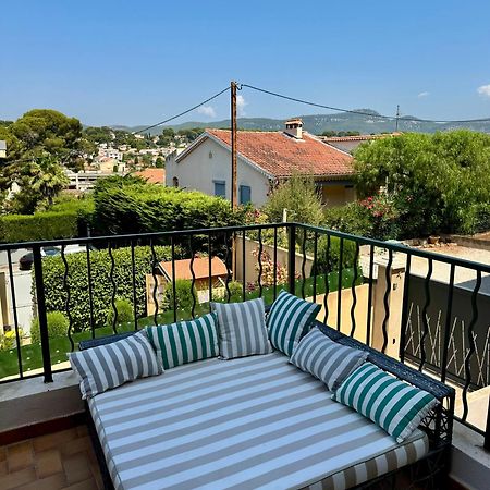 Cocon Comfortable Vue Mer, Clim Et Parking Sanary-sur-Mer Exterior foto